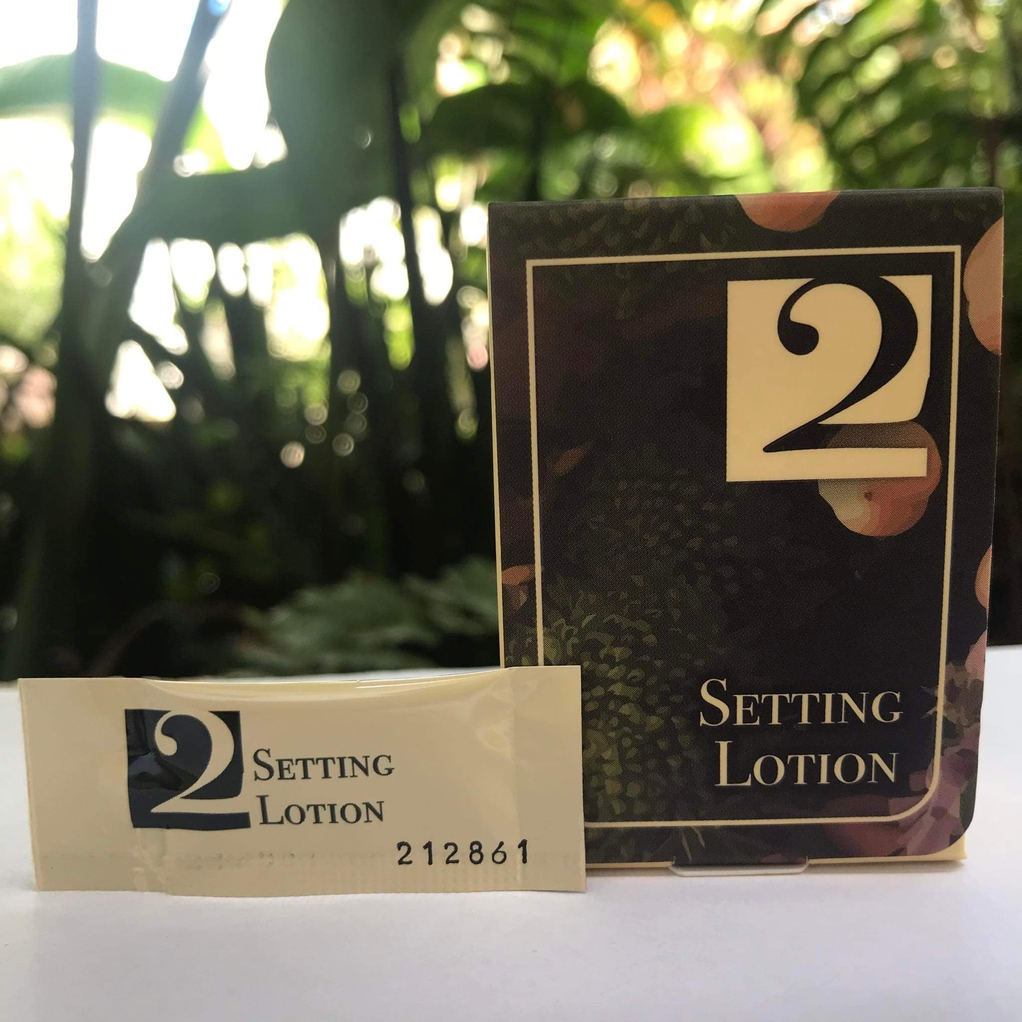 Dolly Lashes Step 2:  Fix Solution (1 pack of 15)